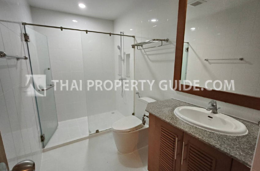 Condominium in Nichada Thani 